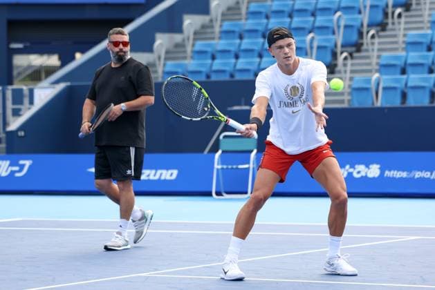 Holger Rune und Trainer, coach Benjamin Ebrahimzadeh, Training, Konishita Group Japan Open Tennis Championships, Tokyo, Japan Tennis - Japan Open Tennis Championships 2024 - ATP, Tennis Herren 500 - Ariake Coliseum - Tokyo - - Japan - 24 September 2024. Copyright: xJuergenxHasenkopfx