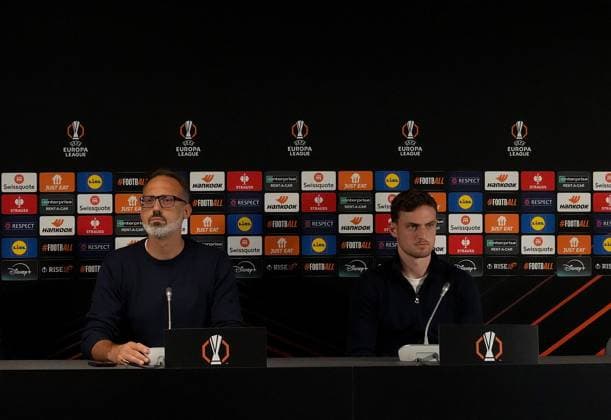 Europa League, FC Midtjylland vs TSG 1899 Hoffenheim 24.09.2024, MCH Arena, Herning, Europa League, FC Midtjylland vs TSG 1899 Hoffenheim , im Bild Pressekonferenz mit Trainer Pellegrino Matarazzo (Hoffenheim) und Jacob Bruun Larsen (Hoffenheim) Herning MCH Arena Dänemark