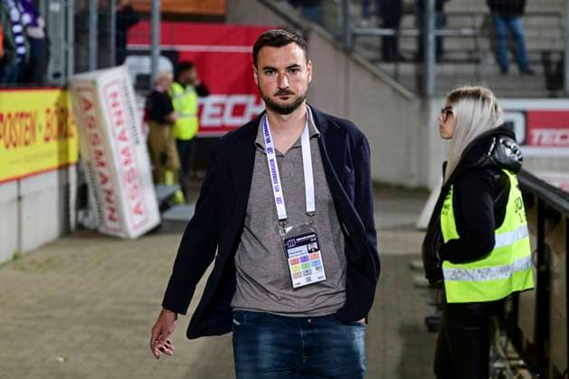 Philipp Kaufmann (Sportdirektor Osnabrueck), VfL Osnabrueck vs. FC Energie Cottbus, Fussball, 3. Liga, 7. Spieltag, 24.09.2024 DFB regulations prohibit any use of photographs as image sequences and or quasi-video Osnabrueck Niedersachsen Deutschland