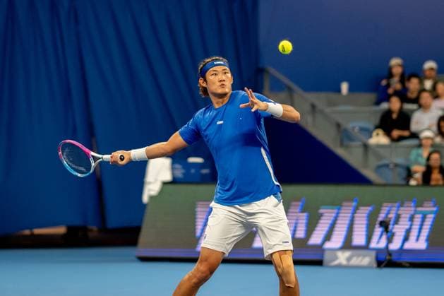 HANGZHOU, CHINA - SEPTEMBER 24: Zhang Zhizhen of China competes in the Men s Singles Final match against Marin Cilic of Croatia on day 7 of 2024 Hangzhou Open at the Hangzhou Olympic Sports Expo Center on September 24, 2024 in Hangzhou, Zhejiang Province of China.  Copyright: xVCGx 111519907162