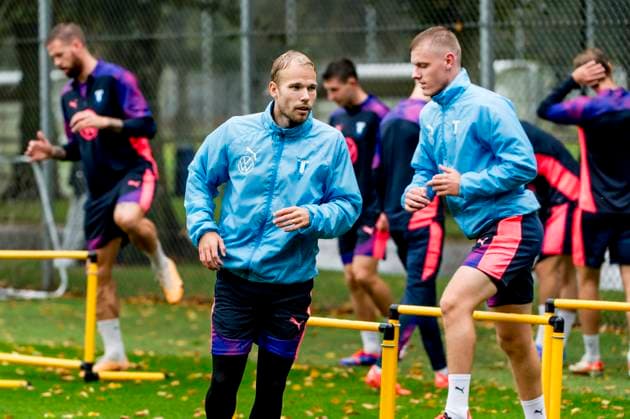 240925 Oscar Lewicki during a training session with Malmö FF on September 25, 2024 in Malmö. Photo: Christian Örnberg BILDBYRAN COP 166 CO0469 fotboll football soccer fotball uefa europa league träning practice training malmö ff bbeng Copyright: CHRISTIANxÖRNBERG BB240925CO027