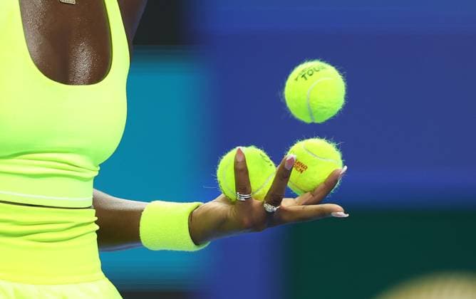Sport Themen der Woche KW39 Sport Bilder des Tages (240925) -- BEIJING, Sept. 25, 2024 -- Alycia Parks of the United States reacts during the women s singles first round match against Wang Qiang of China at 2024 China Open tennis tournament in Beijing, capital of China, Sept. 25, 2024. ) (SP)CHINA-BEIJING-TENNIS-CHINA OPEN-WOMEN S SINGLES (CN) BaixXuefei 