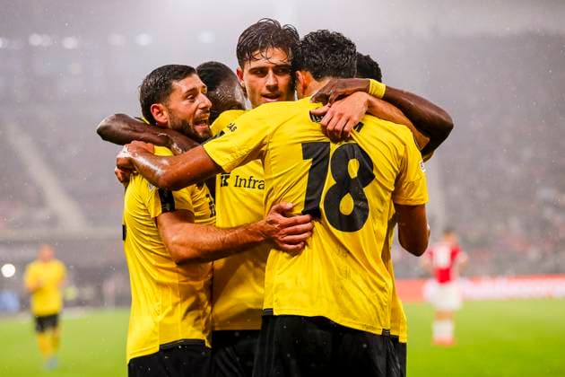 240925 Ahmed Qasem of Elfsborg celebrates after 1-0 during the UEFA Europa League between AZ Alkmaar and Elfsborg on September 25, 2024 in Alkmaar. Photo: Sonny Lensen BILDBYRAN XZ0189 fotboll football soccer fotball uefa europa league az alkmaar elfsborg bbeng Copyright: SONNYxLENSEN BB240925BB382