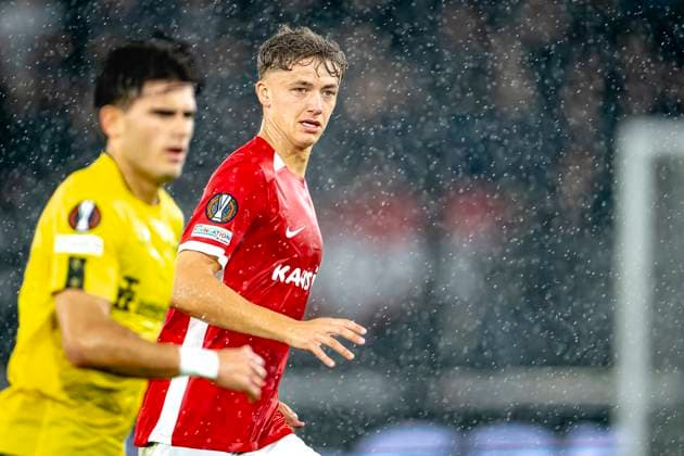 AZ Alkmaar midfielder Sven Mijnans, during the match AZ - Elfsborg at the AZ Stadium for the UEFA Europa League - League phase - Matchday 1 season 2024-2025 in ALKMAAR, Netherlands on 25 september 2024, (photo by Marcel van Dorst EYE4images DeFodi Images) Defodi-746_190475