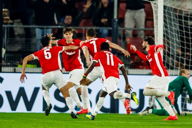ALKMAAR - 25-09-2024, AFAS Stadium. UEFA Europa League, season 2024 2025 during the match AZ - Elfsborg. AZ player Ruben van Bommel, celebrating the win. 2-1. AZ - Elfsborg  x26338815x Copyright:
