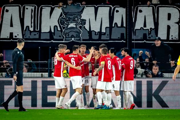 AZ Alkmaar forwarder Ruben van Bommel scores the 2-1 and celebrating the goal, during the match AZ - Elfsborg at the AZ Stadium for the UEFA Europa League - League phase - Matchday 1 season 2024-2025 in ALKMAAR, Netherlands on 25 september 2024, (photo by Marcel van Dorst EYE4images DeFodi Images) Defodi-746_190533