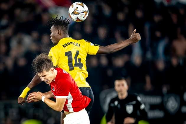 AZ Alkmaar midfielder Wouter Goes, IF Elfsborg forwarder Jalal Abdullai, during the match AZ - Elfsborg at the AZ Stadium for the UEFA Europa League - League phase - Matchday 1 season 2024-2025 in ALKMAAR, Netherlands on 25 september 2024, (photo by Marcel van Dorst EYE4images DeFodi Images) Defodi-746_190540