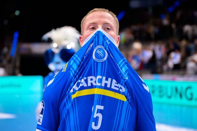 Sport Themen der Woche KW39 Sport Bilder des Tages Stuttgart, 25. September 2024: HBL - 24 25 - TVB Stuttgart - VfL Gummersbach Patrick Zieker (Stuttgart) unzufrieden enttäuscht enttaeuscht niedergeschlagen frustriert, Stuttgart Porsche Arena Baden-Württemberg Deutschland *** Stuttgart, September 25, 2024 HBL 24 25 TVB Stuttgart VfL Gummersbach Patrick Zieker Stuttgart dissatisfied disappointed dejected frustrated, Stuttgart Porsche Arena Baden Württemberg Germany
