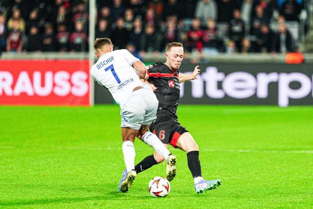 Tom Bischof (TSG 1899 Hoffenheim, 07), Joel Andersson (FC Midtjylland, 06) DEN, FC Midtjylland vs. TSG 1899 Hoffenheim, Fussball, UEFA Europa League, Spieltag 1, Spielzeit 2024 25, 25.09.2024 DEN, FC Midtjylland vs. TSG 1899 Hoffenheim, Fussball, UEFA Europa League, Spieltag 1, Spielzeit 2024 25, 25.09.2024 Herning Copyright: xEibner-Pressefoto MarcelxvonxFehrnx EP_MFN