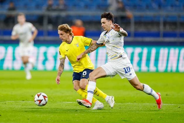 Hamburg, 25. September 2024 - Fußball, UEFA Europa League 2024 25, Dynamo Kiew - Lazio Rom: NicolÃ² Rovella (Lazio Rom, 6), Mykola Shaparenko (Dynamo Kiew, 10)