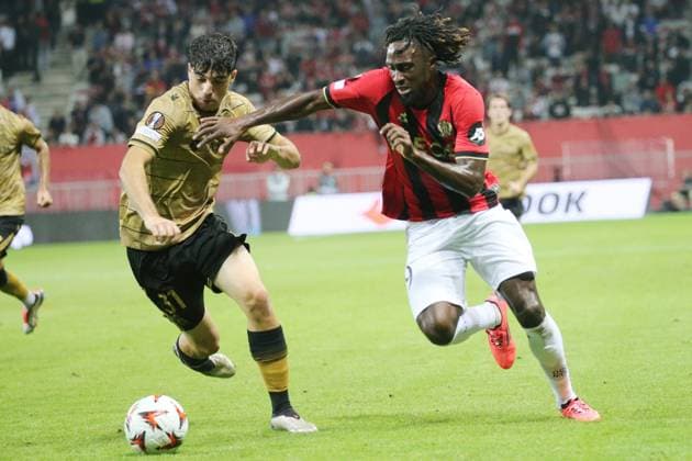 RECORD DATE NOT STATED nice real sociedad ligue Europa Serge Haouzi MAXPPP - Nice Nice le 25 septembre 2024 au stade de l Allianz Riviera l OgcNice revßoit le club espagnol de la Real Sociedad pour la compte de la ligue Europa phase de ligue 1 ere journee . Le joueur nicois Guessand (d) au duel avec l espagnol Martin de la Real Sociedad lors du match Ogc Nice Real Sociedad Nice Alpes Maritimes France France  Copyright: xMAXPPPxSergexHaouzix SHZ202409251380 SHZ202409251380