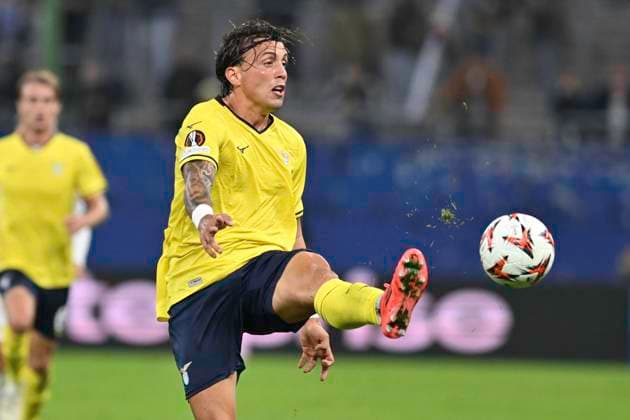 UEFA Europa League, Dynamo Kiew vs S.S.Lazio Rom 25.09.2024, Volksparkstadion, Hamburg, UEFA Europa League, Dynamo Kiew vs S.S.Lazio Rom im Bild Einzelaktion Querformat Luca Pellegrini (Lazio 03)