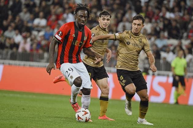 Forward GUESSAND Evann (OGC Nice) and Midfielder ZUBIMENDI Martin (Real Sociedad). OGC Nice (FRA) vs Real Sociedad (ESP), C3 J1 Europa League in Allianz Riviera Stadium, NICE, France, on 25 September 2024. FOOTBALL : OGC Nice vs Real sociedad - Europa League - C3 - J1 - 09 25 24 FredDides Panoramic 
