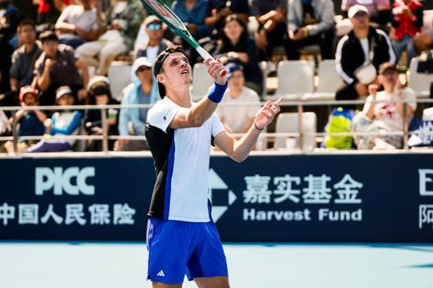 BEIJING, CHINA - SEPTEMBER 25: Jakub Mensik of Czechia competes in the Men s Singles Qualifying Round 2 match against Arthur Rinderknech of France on day three of 2024 China Open at National Tennis Center on September 25, 2024 in Beijing, China.  Copyright: xVCGx 111520246128