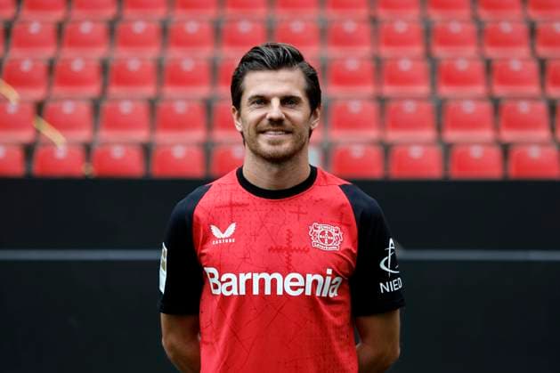 Leverkusen, Deutschland, Germany 1. Fussball Bundesliga, Porträttermin am 25. 09. 2024 in der Bay-Arena in Leverkusen Jonas HOFMANN ; Bayer 04 Leverkusen ; 1.BL, Porträtermin 2024 2025, Photo: Norbert Schmidt, Duesseldorf