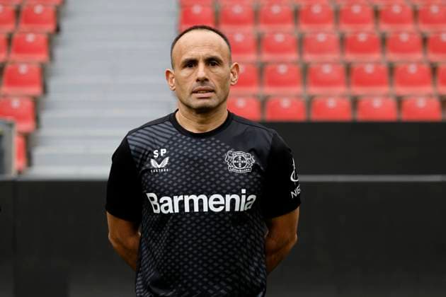 Leverkusen, Deutschland, Germany 1. Fussball Bundesliga, Porträttermin am 25. 09. 2024 in der Bay-Arena in Leverkusen Co-Trainer Sebastian PARRILLA ; Bayer 04 Leverkusen ; 1.BL, Porträtermin 2024 2025, Photo: Norbert Schmidt, Duesseldorf