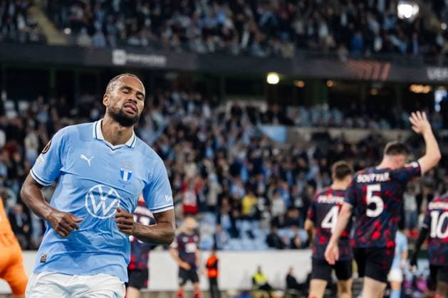 240926 Isaac Kiese Thelin of Malmö FF looks dejected during the UEFA Europa League football match between Malmö FF and Rangers on September 26, 2024 in Malmö. Photo: Petter Arvidson BILDBYRAN kod PA PA0884 fotboll football soccer fotball uefa europa league malmö ff rangers bbeng depp Copyright: PETTERxARVIDSON BB240926PA068