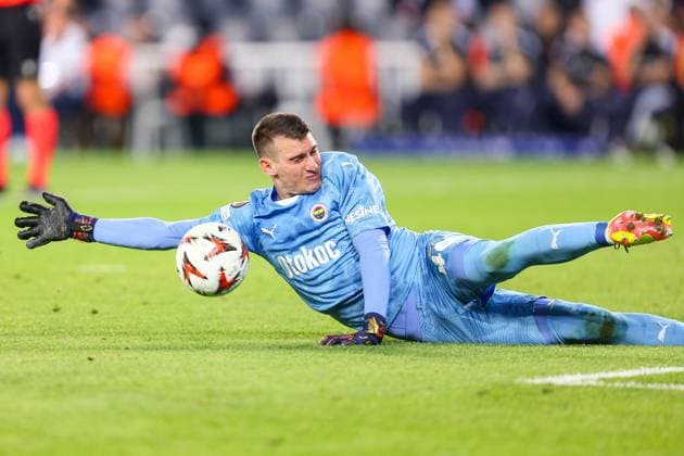 Fenerbahce SK v Royale Union Saint-Gilloise - UEFA Europa League ISTANBUL, TURKEY - SEPTEMBER 26 : Livakovic Dominik goalkeeper of Fenerbahce SK during the UEFA Europa League phase matchday 1 match between Fenerbahce SK and Royale Union Saint-Gilloise on September 26, 2024 in Istanbul, Turkey, 26 09 2024 Istanbul Turkey  Copyright: xTomasxSiskx