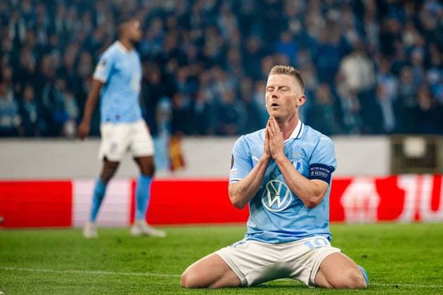 240926 Anders Christiansen of Malmö FF looks dejected during the UEFA Europa League football match between Malmö FF and Rangers on September 26, 2024 in Malmö. Photo: Petter Arvidson BILDBYRAN kod PA PA0884 fotboll football soccer fotball uefa europa league malmö ff rangers bbeng depp Copyright: PETTERxARVIDSON BB240926PA091