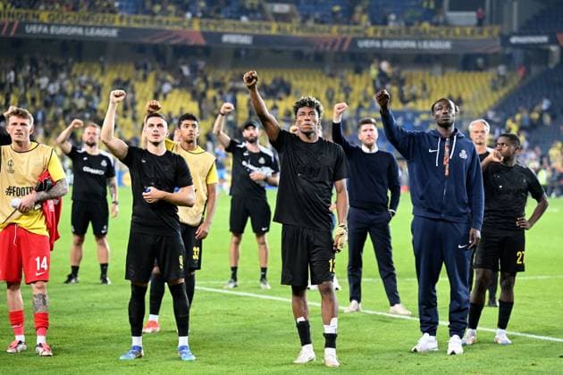 ISTANBUL - R. Union Saint-Gilloise players after the UEFA Europa League match between Fenerbahce AS and R. Union Saint-Gilloise at the Ulker Fenerbahce Sukru Saracoglu stadium on Sept. 26, 2024 in Istanbul, Turkey. ANP Hollandse Hoogte UEFA Europa League 2024 25 2024 25 xVIxANPxSportx xGerritxvanxKeulenxIVx 509437708 originalFilename: 509437708.jpg
