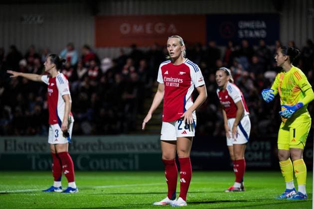 240926 Stina Blackstenius of Arsenal during the UEFA Women s Champions League qualifying match between Arsenal and Häcken on September 26, 2024 in London. Photo: Emma Wallskog BILDBYRAN COP 320 EW0435 fotboll football soccer fotball champions league arsenal häcken dam bbeng Copyright: EMMAxWALLSKOG BB240926EW069