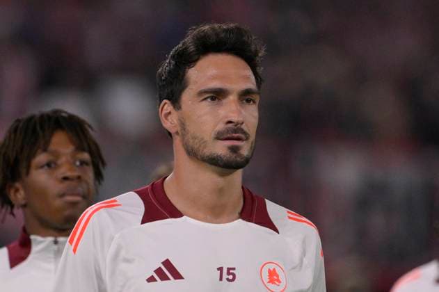 Sport Themen der Woche KW39 Sport Bilder des Tages AS Roma s Mats Hummels during the Uefa Europa League - Matchday 1 soccer match between As Roma and Athletic Bilbao at the Rome s Olympic stadium, Italy - Thursday , September 26, 2024. - Soccer  Copyright: xFabrizioxCorradetti LaPressex