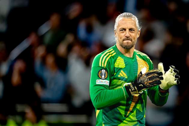 AFC Ajax Amsterdam goalkeeper Remko Pasveer celebrating the goal, during the match Ajax - Besiktas at the Johan Cruijff ArenA for the UEFA Europa League - League phase - Matchday 1 season 2024-2025 in AMSTERDAM, Netherlands on 26 september 2024, (photo by Marcel van Dorst EYE4images DeFodi Images) Defodi-746_190756