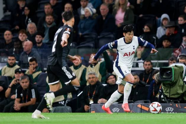 Son Heung-Min of Tottenham Hotspur attacks Tottenham Hotspur v Qarabag, UEFA Europa League, Group Stage, Football, Tottenham Hotspur Stadium, London, UK, 26 Sep 2024 EDITORIAL USE ONLY No use with unauthorised audio, video, data, fixture lists, club league logos or live services. Online in-match use limited to 120 images, no video emulation. No use in betting, games or single club league player publications. Copyright: xAndrewxFosker Shutterstockx 14739040ab