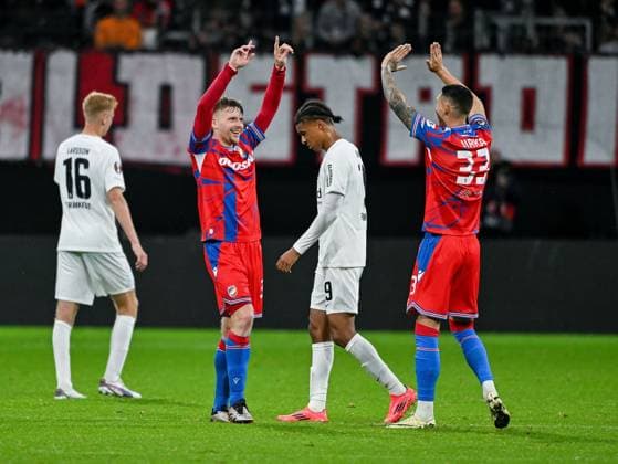 26.09.2024, xpsx, Fussball UEFA Europa League, Eintracht Frankfurt - Viktoria Pilsen v.l. jubel bei pilzen enttäuschung Igor Matanovic (Eintracht Frankfurt) (DFL DFB REGULATIONS PROHIBIT ANY USE OF PHOTOGRAPHS as IMAGE SEQUENCES and or QUASI-VIDEO) emspor Frankfurt