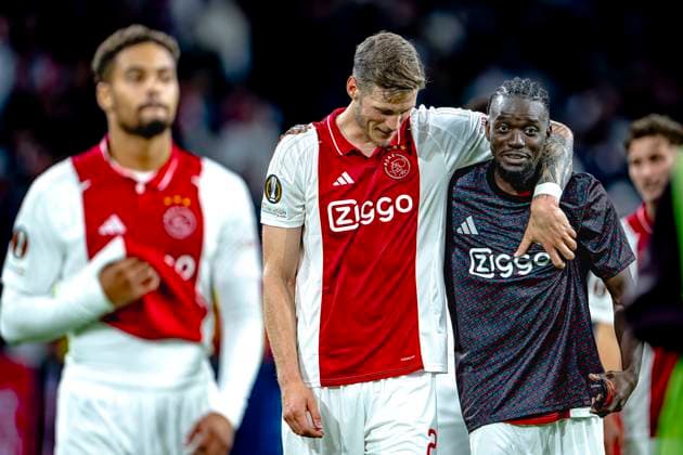 Sport Bilder des Tages AFC Ajax Amsterdam forwarder Wout Weghorst, AFC Ajax Amsterdam forwarder Bertrand Traore, during the match Ajax - Besiktas at the Johan Cruijff ArenA for the UEFA Europa League - League phase - Matchday 1 season 2024-2025 in AMSTERDAM, Netherlands on 26 september 2024, (photo by Marcel van Dorst EYE4images DeFodi Images) Defodi-746_190797