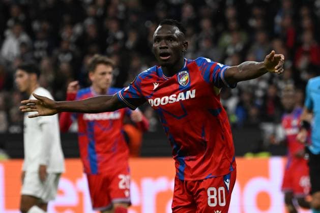 26.09.2024, xjhx, Fussball UEFA Europa League, Eintracht Frankfurt - Viktoria Pilsen emspor, v.l. Torjubel nach dem Tor zum celebrating the goal celebrate 3:2 durch Prince Kwabena Adu (FC Viktoria Pilsen) (DFL DFB REGULATIONS PROHIBIT ANY USE OF PHOTOGRAPHS as IMAGE SEQUENCES and or QUASI-VIDEO) Frankfurt am Main