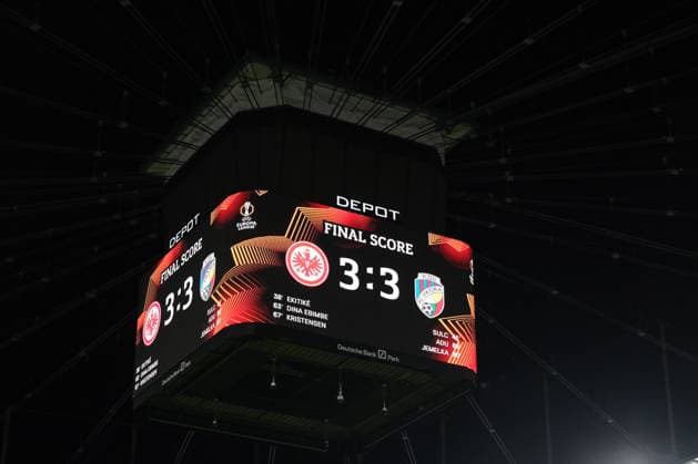 Sport Bilder des Tages Die Anzeigetafel zeigt das Endergebnis 3:3 GER, Eintracht Frankfurt vs. Viktoria Pilsen, Fussball, UEFA Europa League, 1. Spieltag, Spielzeit 2024 25, 26.09.2024. GER, Eintracht Frankfurt vs. Viktoria Pilsen, Fussball, UEFA Europa League, 1. Spieltag, Spielzeit 2024 25, 26.09.2024. Frankfurt Copyright: xEibner-Pressefoto FlorianxWieganx EP_FWD