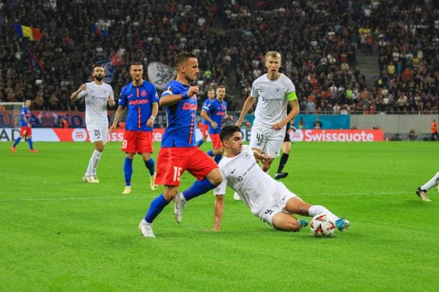 26 september 2024, UEFA Europa League, league phase, matchday 1, National Arena, Bucharest, FCSB vs RFS 15 Marius Stefanescu brings the ball forward