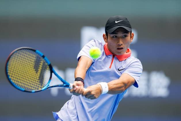 BEIJING, CHINA - SEPTEMBER 27: Shang Juncheng of China competes in the Men s Singles Round of 32 match against Bu Yunchaokete of China on day five of 2024 China Open at National Tennis Center on September 27, 2024 in Beijing, China.  Copyright: xVCGx 111520482498