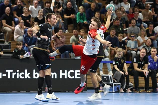 27.09.2024, xtgx, Handball - 2. Bundesliga HC Elbflorenz Dresden - HBW Balingen Weilstetten v.l. Elias Huber (Balingen, 7) wirft Tor, Torschuetze, erzielt Tor, Treffer, scores the goal Dresden