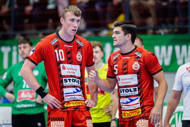 v.l. Ole Hagedorn (VfL Luebeck-Schwartau, 10), Kaj Geenen (VfL Luebeck-Schwartau, 05) GER, GWD Minden vs. VfL Luebeck-Schwartau, Handball, 2. Bundesliga, 4. Spieltag, Spielzeit 2024 2025, 27.09.2024 GER, GWD Minden vs. VfL Luebeck-Schwartau, Handball, 2. Bundesliga, 4. Spieltag, Spielzeit 2024 2025, 27.09.2024 Luebbecke