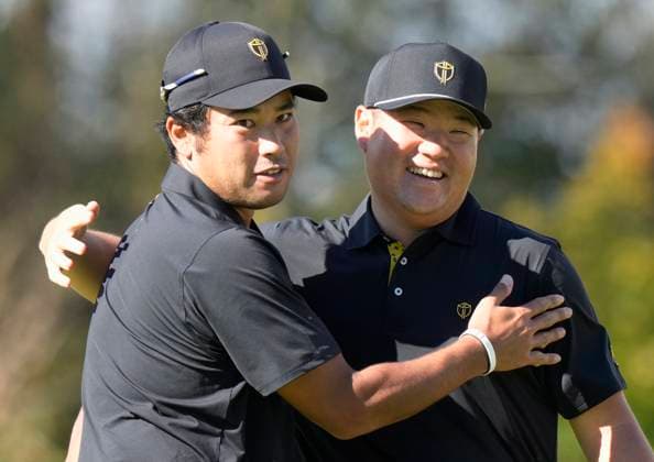 September 27, 2024, Montreal, Pq, Canada: International team member Hideki Matsuyama of Japan, left, celebrates with partner Sungjae Im of South Korea, after a birdie on the 10th hole during second round foursome match at the Presidents Cup golf tournament at Royal Montreal Golf Club Friday, September 27, 2024 in Montreal. Hideki Matsuyama, Sungjae Im - ZUMAc35_ 20240927_zaf_c35_077 Copyright: xFrankxGunnx