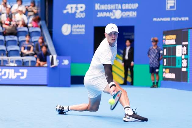 September 28, 2024, Tokyo, Japan: Christopher O CONNELL (AUS) hits a return against Alex MICHELSEN (USA) during the Kinoshita Group Japan Open Tennis Championships 2024 at the Ariake Coloseum. This is the longest-running ATP, Tennis Herren Tour tournament in Asia, first held in 1972. The tournaments run from September 23 to October 1st. Tokyo Japan - ZUMAm191 20240928_aap_m191_033 Copyright: xRodrigoxReyesxMarinx