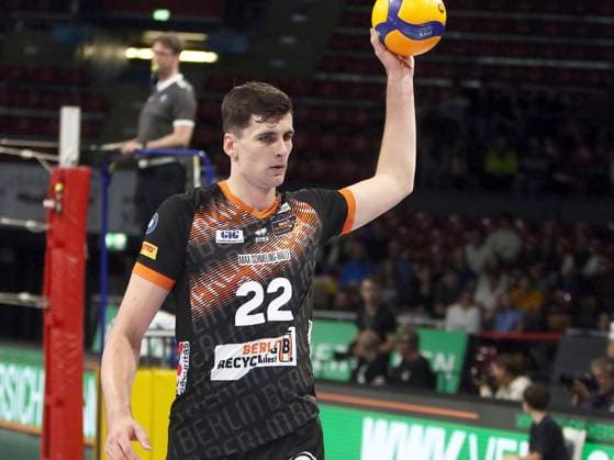Jake HANES (Berlin), He-Volleyballl, Bundesliga 2024 25; WWK Volleys Herrsching vs Berlin Recycling Volleys, 27.09.24; BMW Park, Muenchen, Copyright: WolfgangxFehrmann
