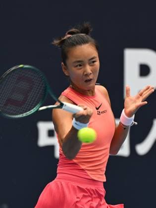 (240928) -- BEIJING, Sept. 28, 2024 -- Yuan Yue of China returns a shot during the women s singles second round match between Karolina Muchova of the Czech Republic and Yuan Yue of China at 2024 China Open tennis tournament in Beijing, capital of China, Sept. 28, 2024. ) (SP)CHINA-BEIJING-TENNIS-CHINA OPEN-WOMEN S SINGLES-SECOND ROUND (CN) ZhangxLong 