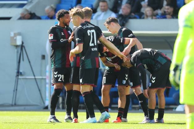 28.09.2024, xtvx, Fussball 2.Bundesliga, SV Darmstadt 98 - 1.FC Magdeburg emspor, v.l. Goal scored, Tor zum 1:1 Livan Burcu (1. FC Magdeburg) Torjubel, Goal celebration, celebrate the goal, celebrates scoring (DFL DFB REGULATIONS PROHIBIT ANY USE OF PHOTOGRAPHS as IMAGE SEQUENCES and or QUASI-VIDEO) Darmstadt
