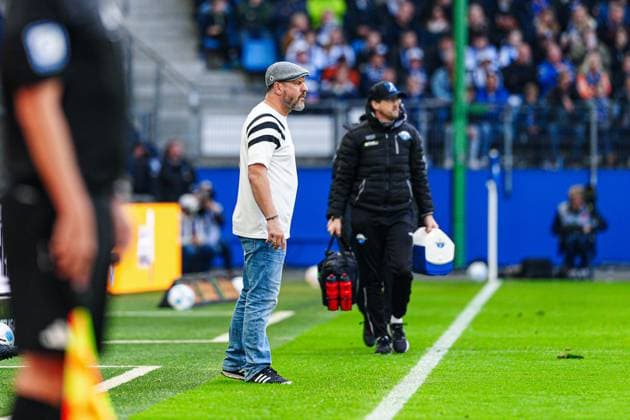 Steffen Baumgart (Hambuger SV, Trainer) GER, Hamburger SV vs. SC Paderborn 07, Fussball, 2. Bundesliga, Spieltag 7, Saison 2024 2025, 28.09.2024 DFL REGULATIONS PROHIBIT ANY USE OF PHOTOGRAPHS AS IMAGE SEQUENCES AND OR QUASI-VIDEO GER, Hamburger SV vs. SC Paderborn 07, Fussball, 2. Bundesliga, Spieltag 7, Saison 2024 2025, 28.09.2024 Hamburg