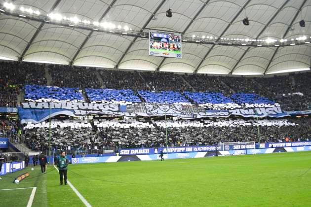 GER; 2. FBL,, Hamburger SV vs SC Paderborn 07 28.09.2024, Volksparkstadion, Hamburg, GER; 2. FBL, Hamburger SV vs SC Paderborn 07 im Bild Feature Choreografie der Suedkruve zu Spielbeginn
