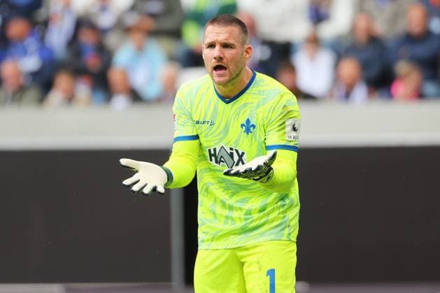 28.09.2024, xtvx, Fussball 2.Bundesliga, SV Darmstadt 98 - 1.FC Magdeburg emspor, v.l. Torwart Marcel Schuhen (SV Darmstadt 98)Portrait (DFL DFB REGULATIONS PROHIBIT ANY USE OF PHOTOGRAPHS as IMAGE SEQUENCES and or QUASI-VIDEO) Darmstadt
