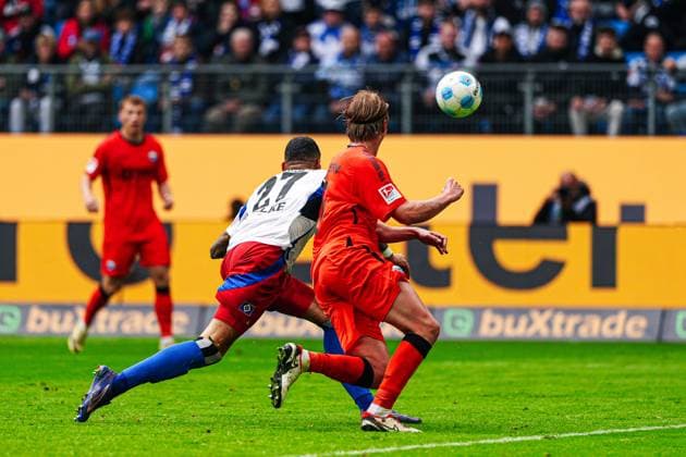 Tor zum 2:2 per Kopfball Davie Selke (Hamburger SV, 27) GER, Hamburger SV vs. SC Paderborn 07, Fussball, 2. Bundesliga, Spieltag 7, Saison 2024 2025, 28.09.2024 DFL REGULATIONS PROHIBIT ANY USE OF PHOTOGRAPHS AS IMAGE SEQUENCES AND OR QUASI-VIDEO GER, Hamburger SV vs. SC Paderborn 07, Fussball, 2. Bundesliga, Spieltag 7, Saison 2024 2025, 28.09.2024 Hamburg