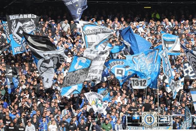 GER,Hamburg, Fussball, DFB, Hamburger SV vs SC Paderborn, im Hamburger Volksparkstadion , 28.09.2024, v.l. Hamburger SV Fans, Stimmung, Schals, Trikots, Emotionen DFL regulations prohibit any use of photographs as image sequences and or quasi-video.
