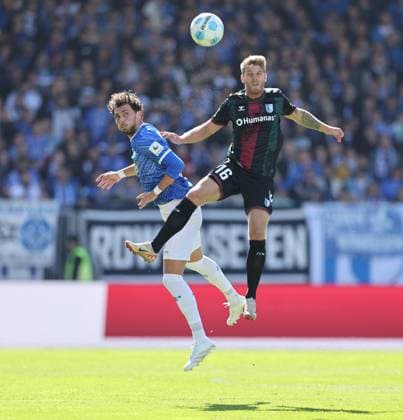 28.09.2024, xdcx, Fussball 2. Bundesliga, SV Darmstadt 98 - 1. FC Magdeburg, emonline, emspor, despor, v.l., Fraser Hornby (SV Darmstadt 98), Marcus Mathisen (1. FC Magdeburg) DFL DFB REGULATIONS PROHIBIT ANY USE OF PHOTOGRAPHS AS IMAGE SEQUENCES AND OR QUASI-VIDEO.