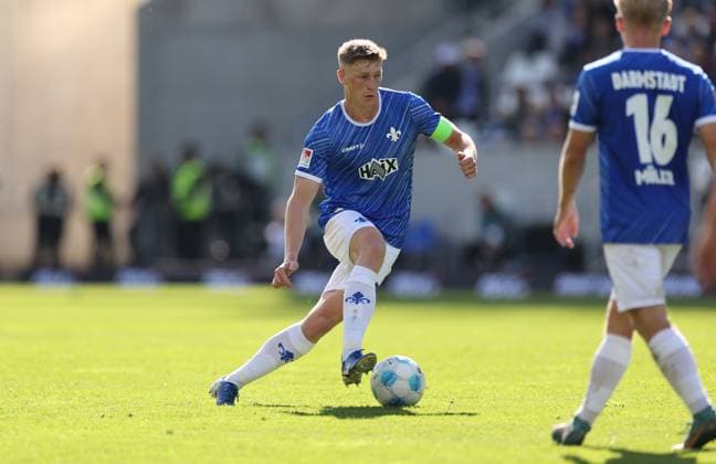 28.09.2024, xdcx, Fussball 2. Bundesliga, SV Darmstadt 98 - 1. FC Magdeburg, emonline, emspor, despor, v.l., Clemens Riedel (SV Darmstadt 98) DFL DFB REGULATIONS PROHIBIT ANY USE OF PHOTOGRAPHS AS IMAGE SEQUENCES AND OR QUASI-VIDEO.