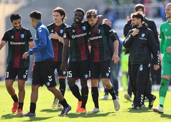 28.09.2024, xdcx, Fussball 2. Bundesliga, SV Darmstadt 98 - 1. FC Magdeburg, emonline, emspor, despor, v.l., Daniel Heber (1. FC Magdeburg), Falko Michel (1. FC Magdeburg) jubelnd bejubelt jubelt jubeln DFL DFB REGULATIONS PROHIBIT ANY USE OF PHOTOGRAPHS AS IMAGE SEQUENCES AND OR QUASI-VIDEO.