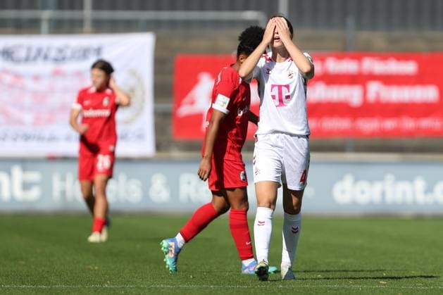 Sara Agrez (1. FC Koeln) ist enttaeuscht, gestikuliert, Gestik waehrend des Spiels der 1. Frauen Bundesliga zwischen 1.FC Köln und SC Freiburg, Franz-Kremer-Stadion am 28. September 2024 in Köln, Deutschland. (Foto von Oliver Kaelke DeFodi Images) +++ Sara Agrez (1. FC Koeln) looks dejected, gestures during the Woman Bundesliga match between 1.FC Köln and SC Freiburg at Franz-Kremer-Stadion on September 28, 2024 in Köln, Germany. (Photo by Oliver Kaelke DeFodi Images) DFL regulations prohibit any use of photographs as image sequences and or quasi-video. Defodi-003_678_2024_09_28_OK_KOESCF_0466